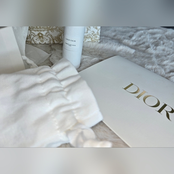 Christian Dior Gift Box Set & Travel Size Products - Picture 15 of 16